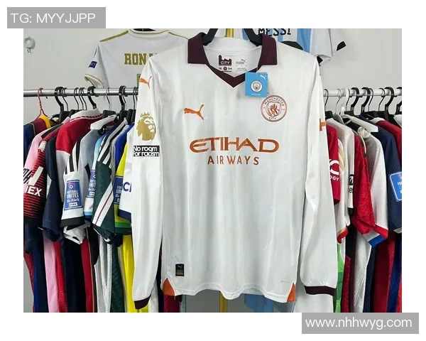 足球明星33号球衣的尺码选择与穿着体验解析